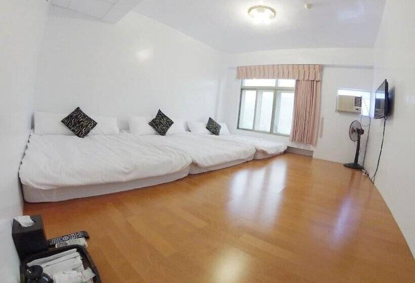 تختخواب و صبحانه 179 House