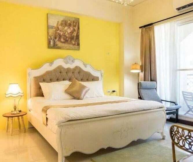 تختخواب و صبحانه The Bay House