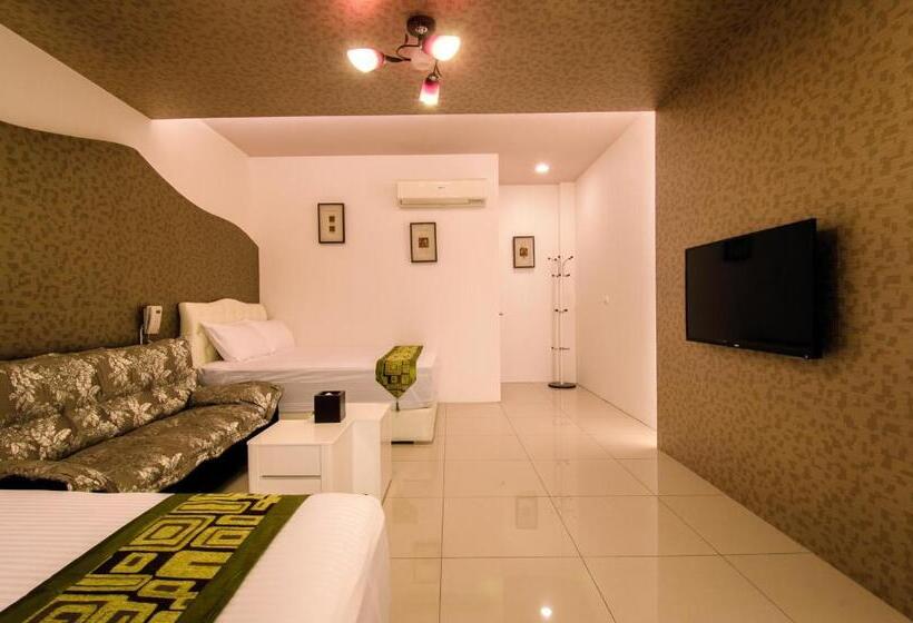 تختخواب و صبحانه Easy Home Stay