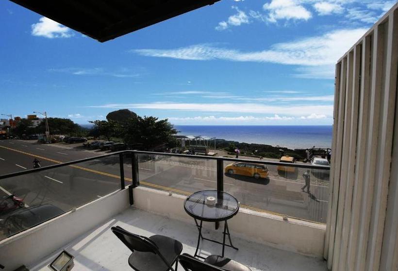 تختخواب و صبحانه Hainan Island Sea View Resort