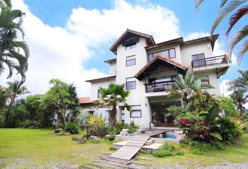 تختخواب و صبحانه Palm Villa Guesthouse