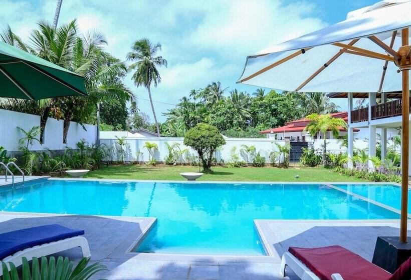 Hikka Resort