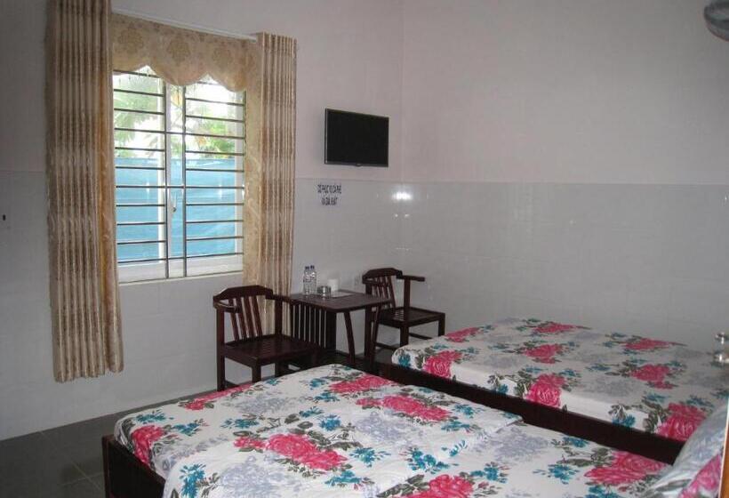 Hoa Sua Motel