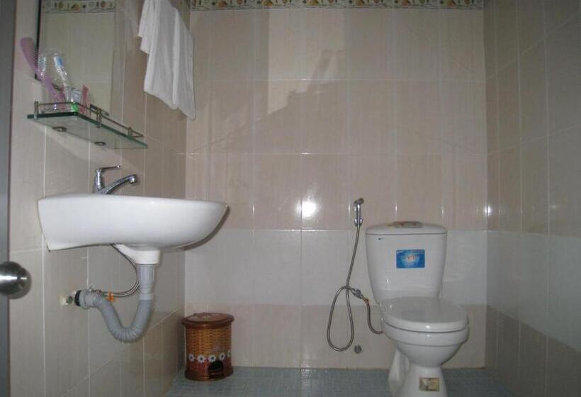Hoa Sua Motel