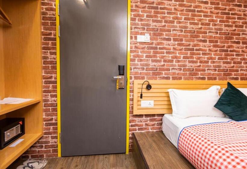 Fotos del hotel B Street:  17