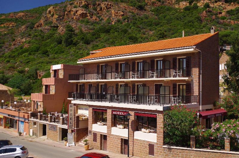 בית מלון כפרי Ideal