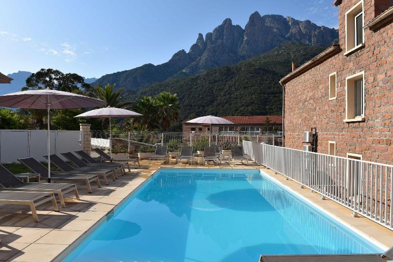 בית מלון כפרי Ideal