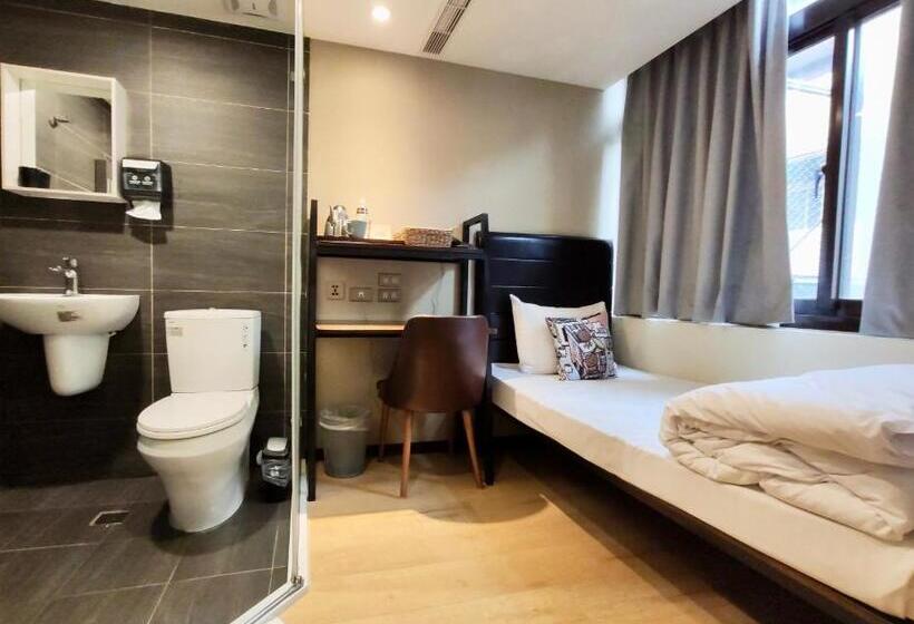 هتل Just Live Inn  Keelung