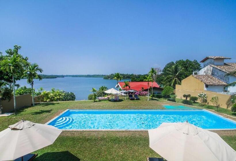 Fotos del hotel Kalla Bongo Lake Resort: 1 Fotos del hotel Kalla Bongo Lake Resort: 1
