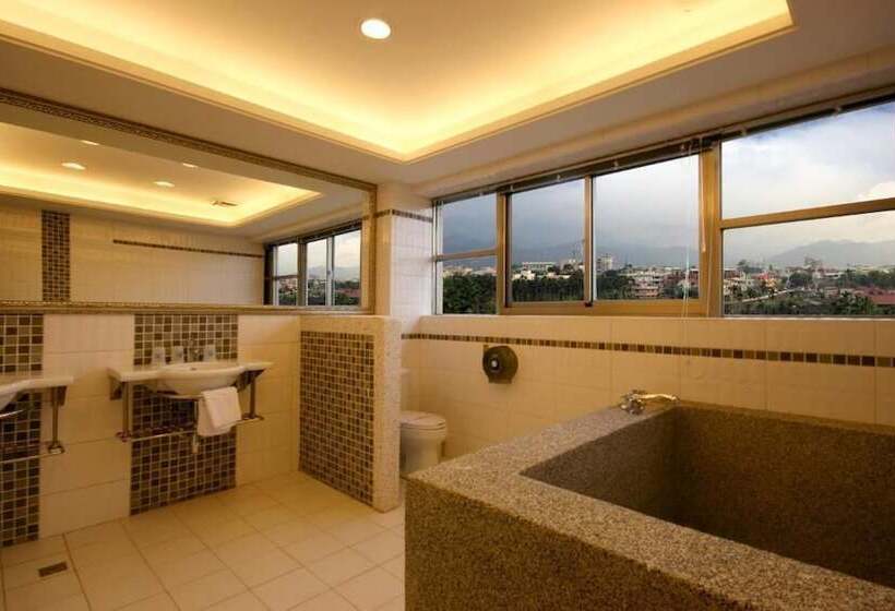 هتل Mountain Fish Water