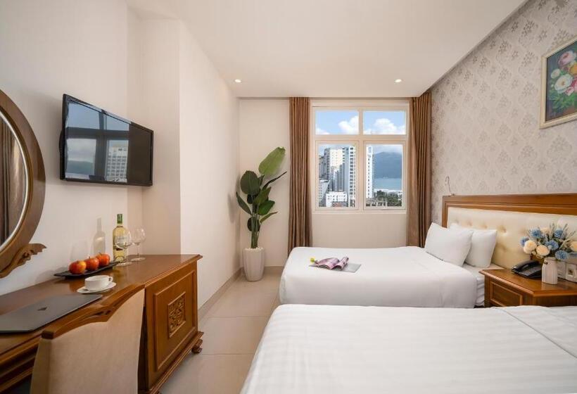 Fotos del hotel Royal Family:  11