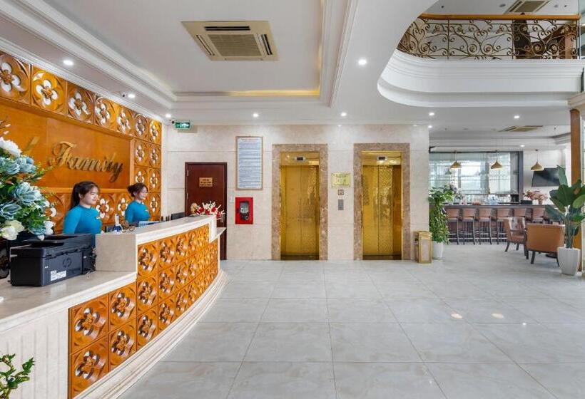 Fotos del hotel Royal Family:  31