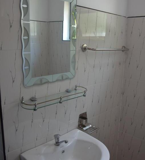 هتل Sunny Lanka Guest House