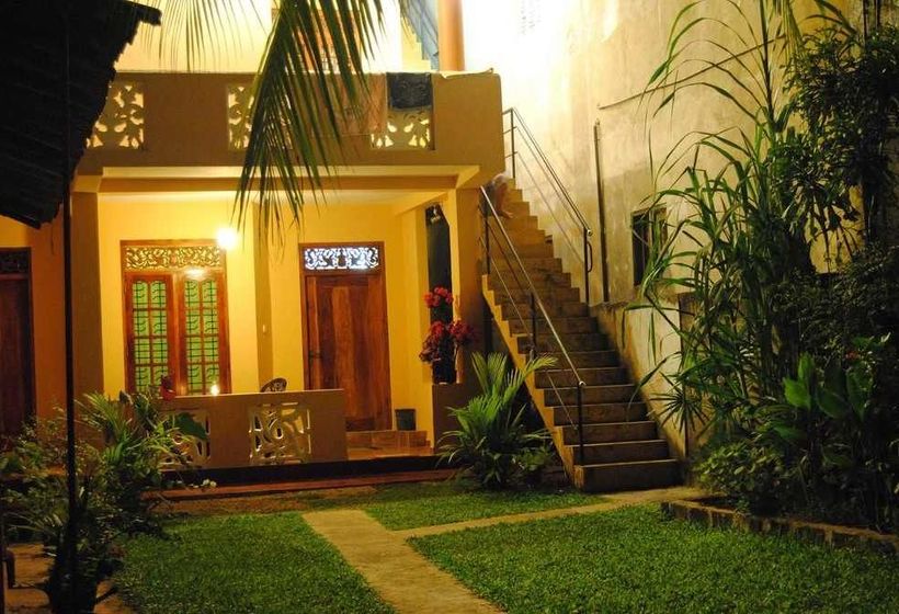 پانسیون Kumar Guest House & Apartment