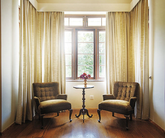 پانسیون Mandira Dickoya Bungalow