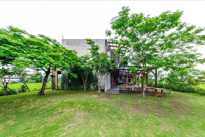 輕塵別院serenegray B&b