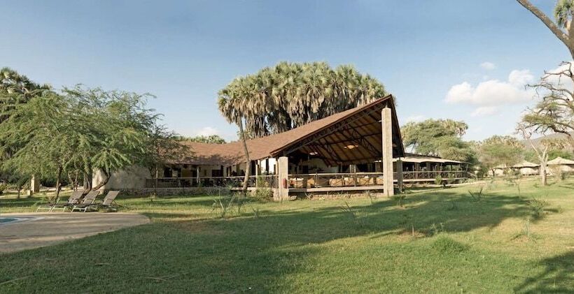 هتل Ashnil Samburu Camp