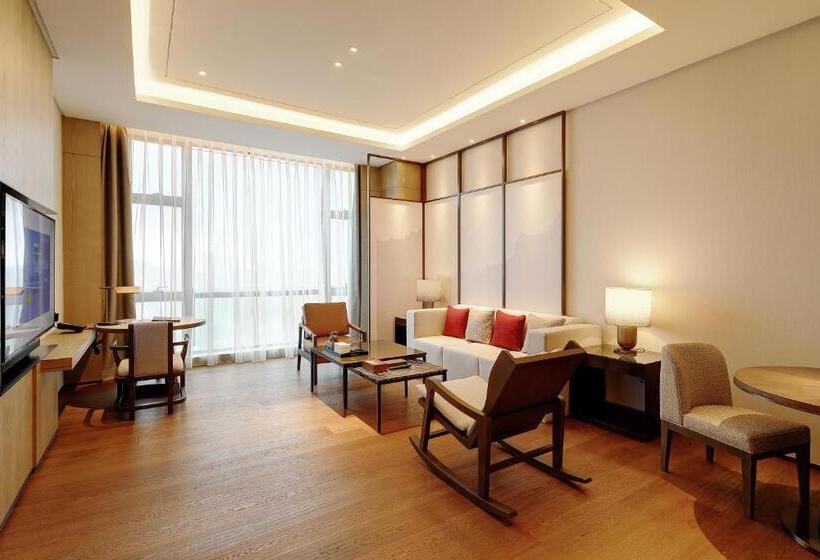 Dongguan Dongcheng International Hotel   Free Shuttle Bus To Canton Fair Exhibition Center During Ca