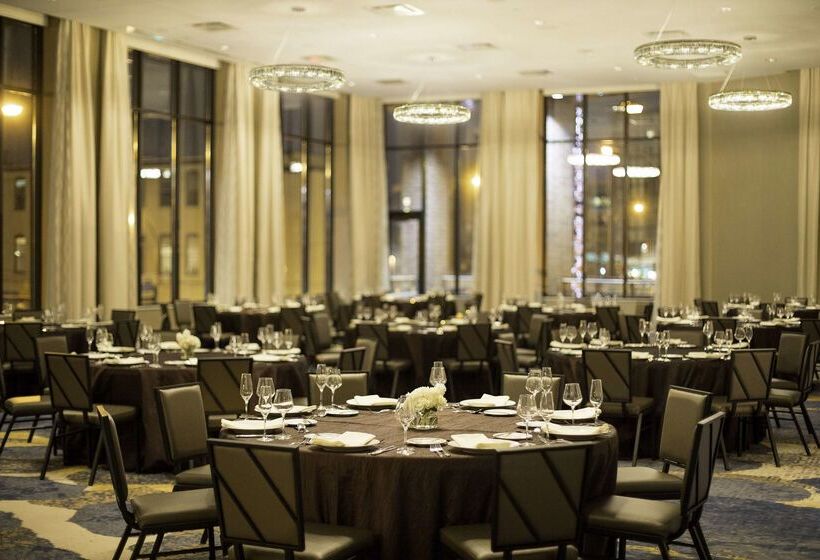 هتل Hilton Garden Inn Minneapolis University Area