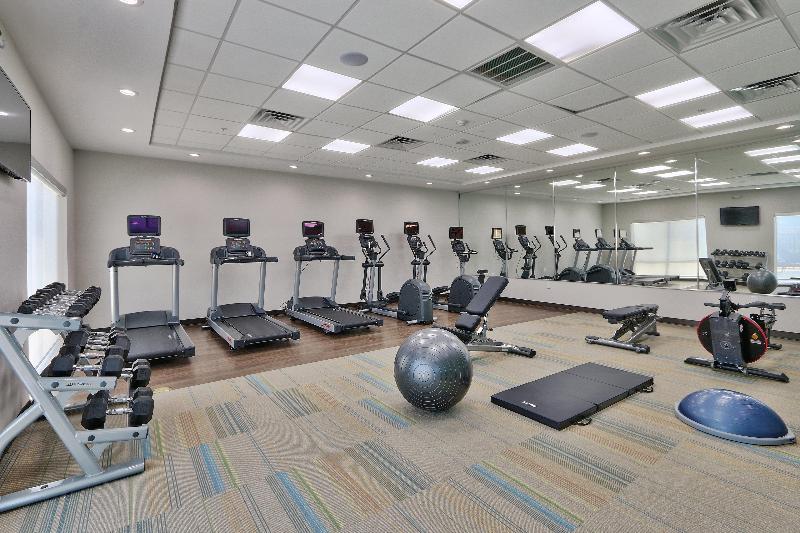 هتل Holiday Inn Express & Suites   Houston East   Beltway 8, An Ihg