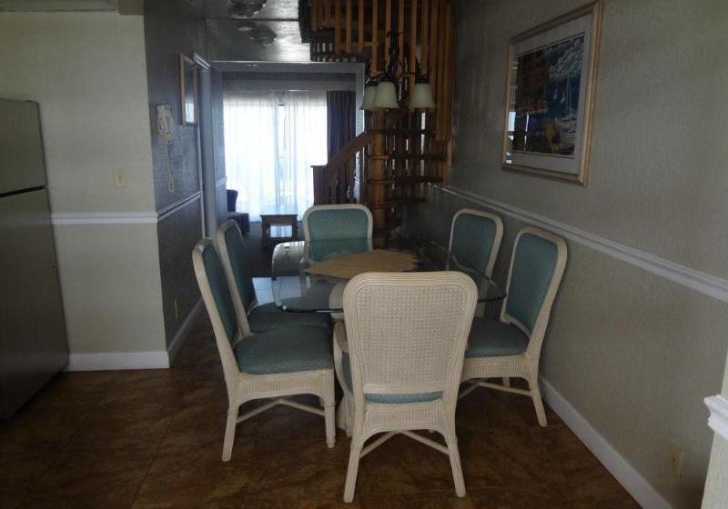 Отель Lighthouse Cove Resort
