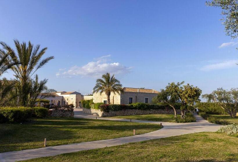 هتل Masseria Del Carrubo