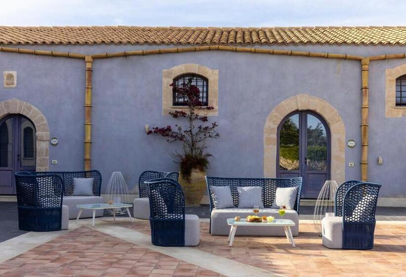 هتل Masseria Del Carrubo