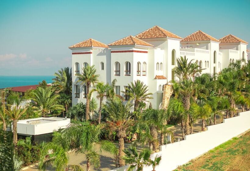 هتل Mnar Castle
