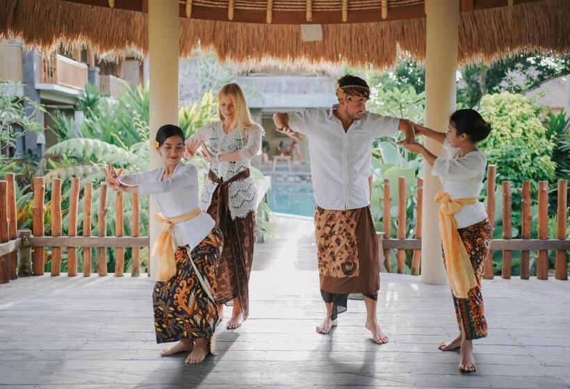 هتل The Alena Resort A Pramana Experience