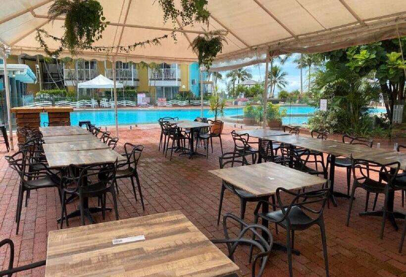 فندق The Resort At Dolphin Heads