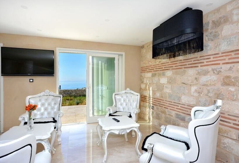 هتل View 4 You Apartments