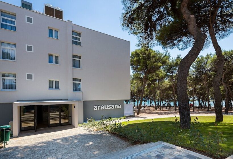 هتل Villas Arausana & Antonina