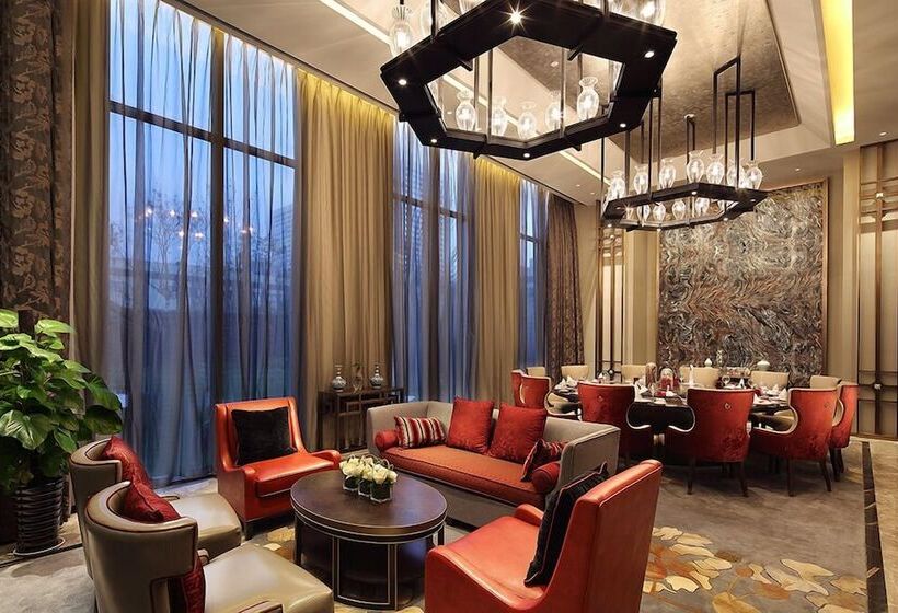 هتل Wanda Realm Taian