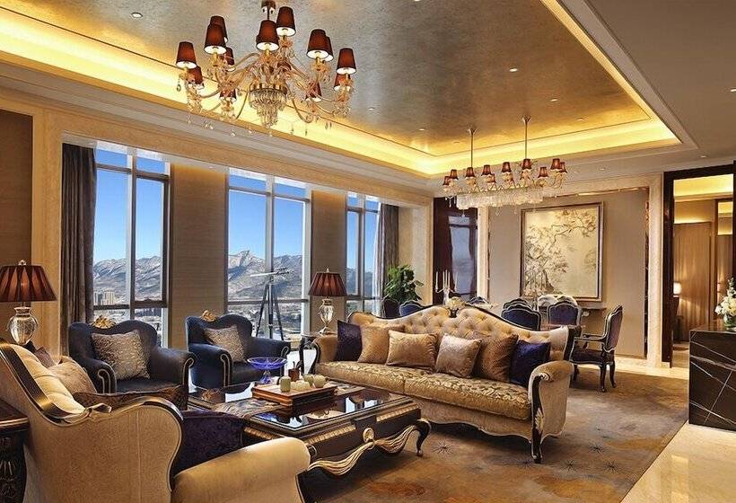 هتل Wanda Realm Taian