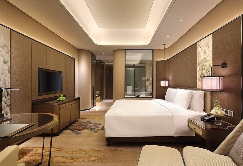 هتل Wanda Realm Taian