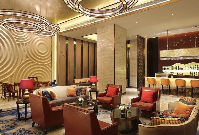 هتل Wanda Realm Taian