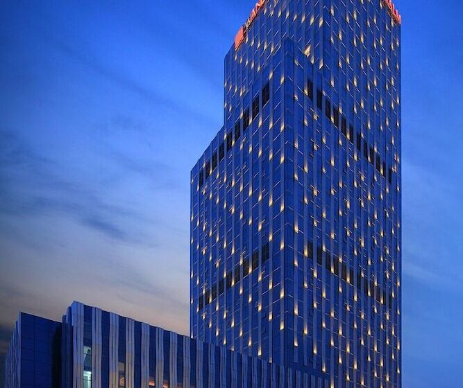 هتل Wanda Realm Taian