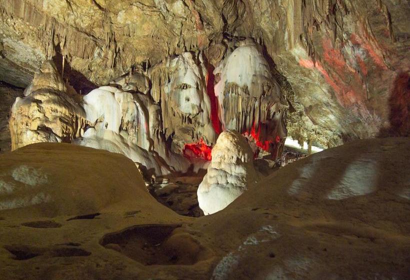 استراحتگاه Wellness Park Hotel Gagra All Inclusive