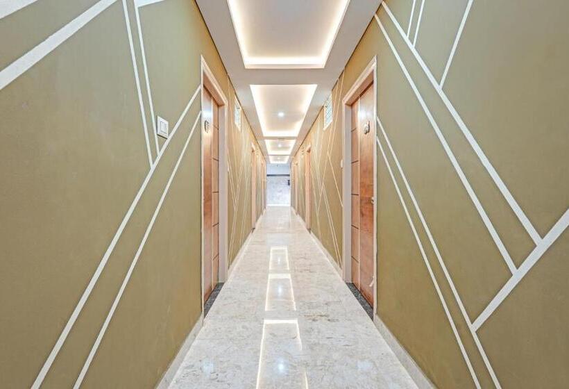 酒店 Oyo Flagship Sri Chowdeshwari Boarding And Lodging