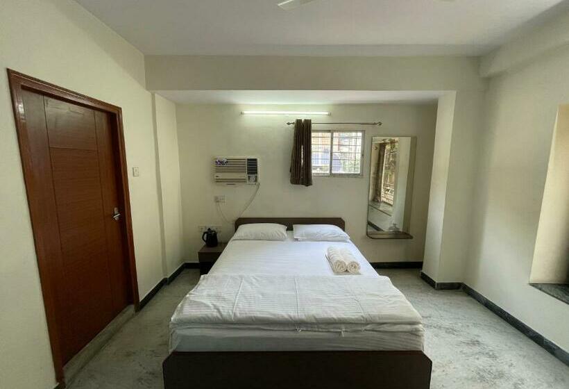 Pension Arihant Guest House