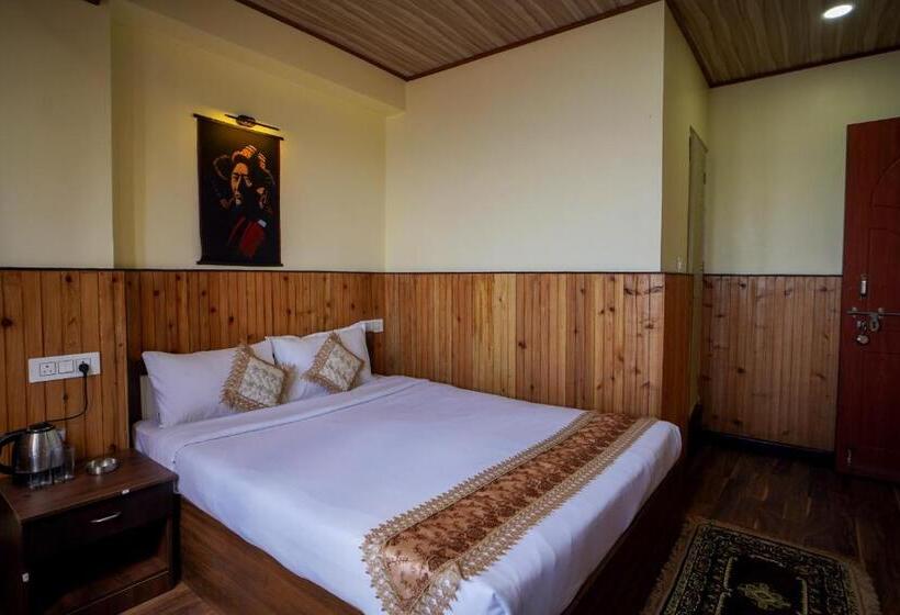 هتل Hill Queen Near Sherpa Gumba Darjeeling Mall 5 Min Couple Friendly