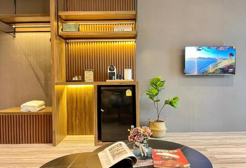 هتل The Bed S 304