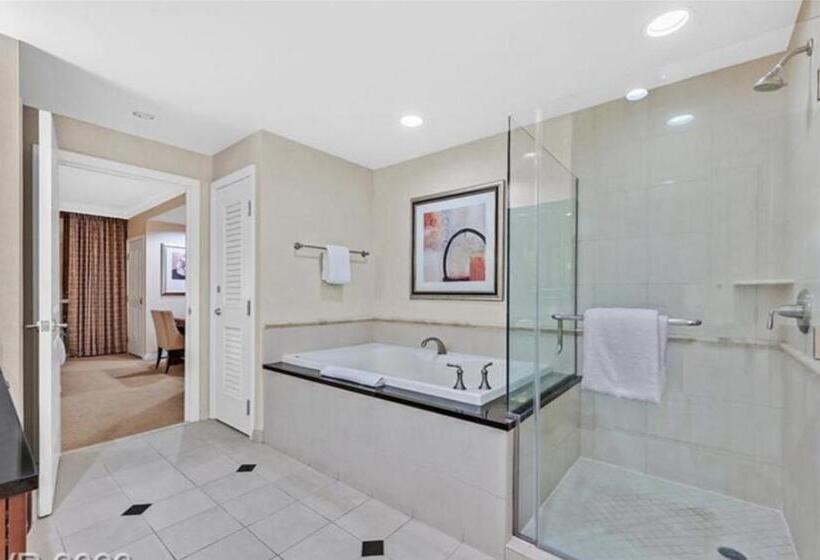 Blu Cashmere Premium Suite : Mgm Signature
