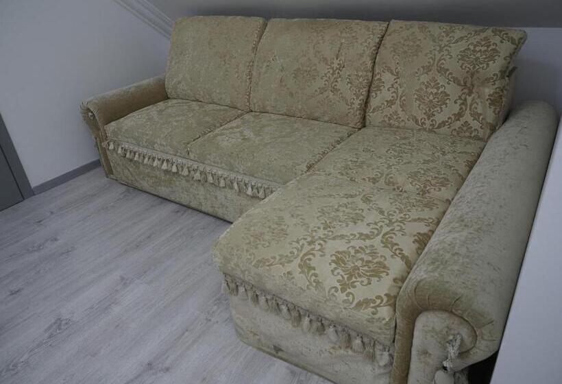 فندق Lake Residence