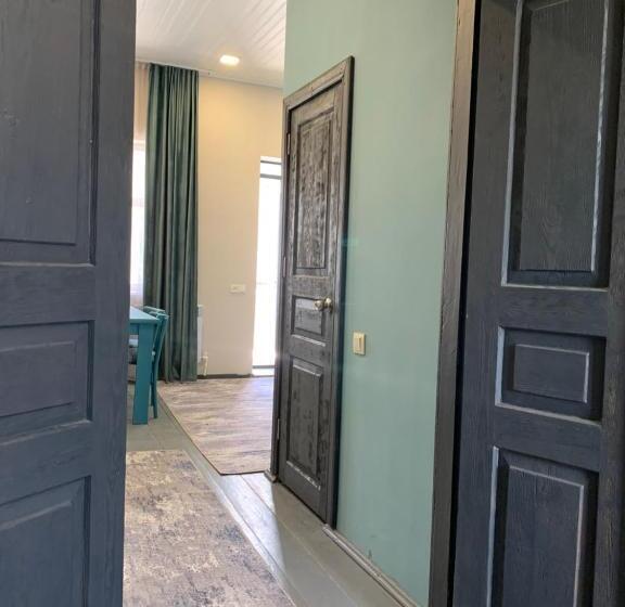 پانسیون Dendrobak Guesthouse