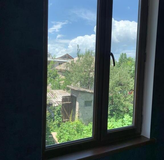 پانسیون Dendrobak Guesthouse