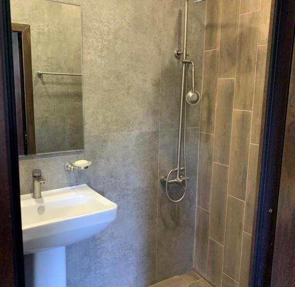 پانسیون Dendrobak Guesthouse