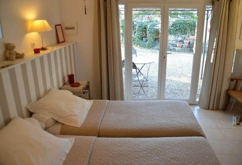 مبيت وإفطار La Maison Des Chênes