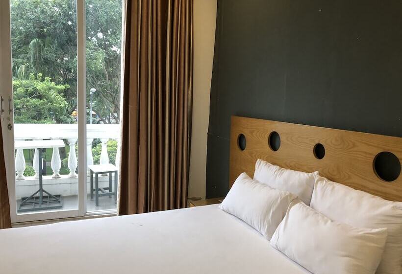 هتل Istay Inn Saigon