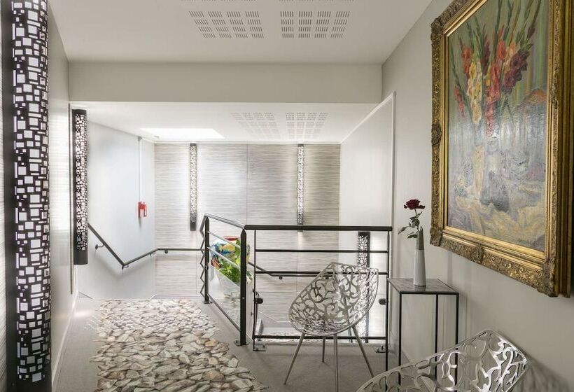 Отель La Maison Des Glazicks